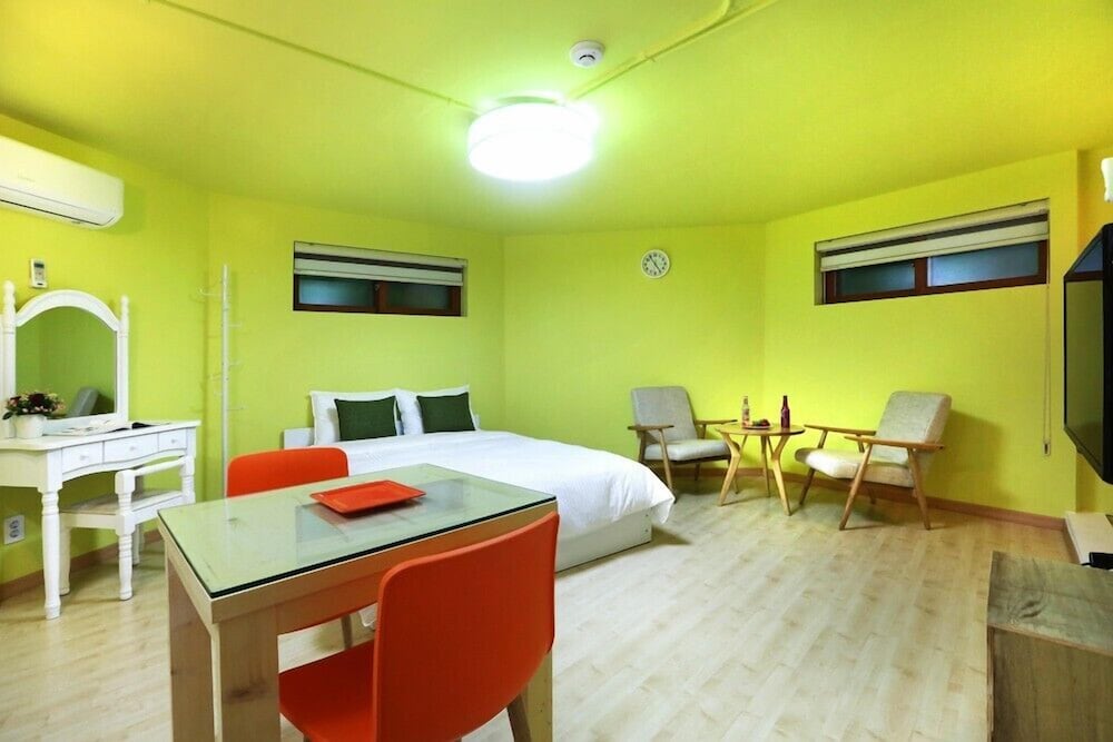 hotel room