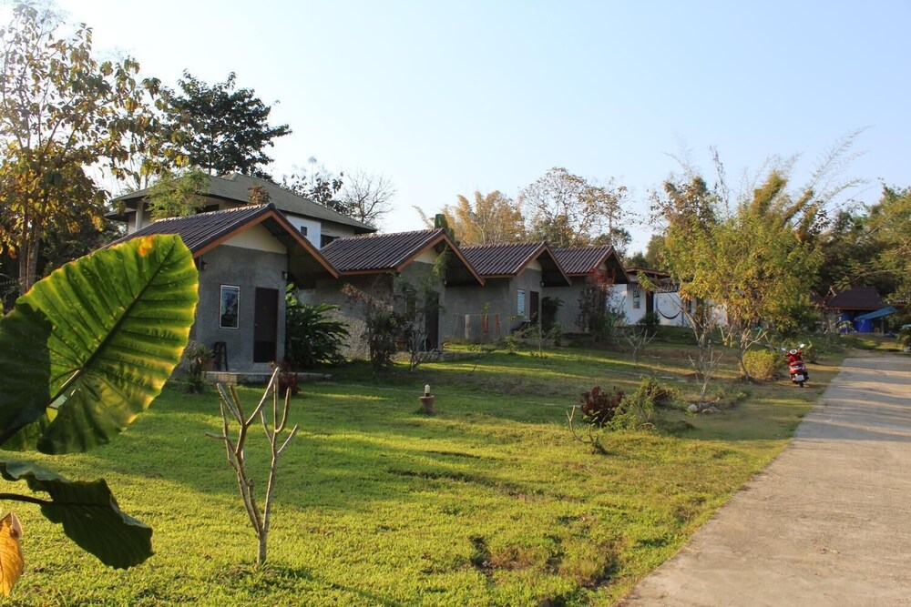 Tribal Pai Backpackers - Adults Only