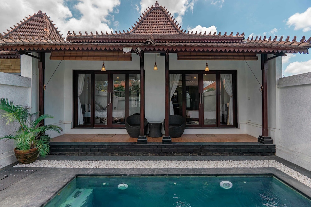 Sakya Villa