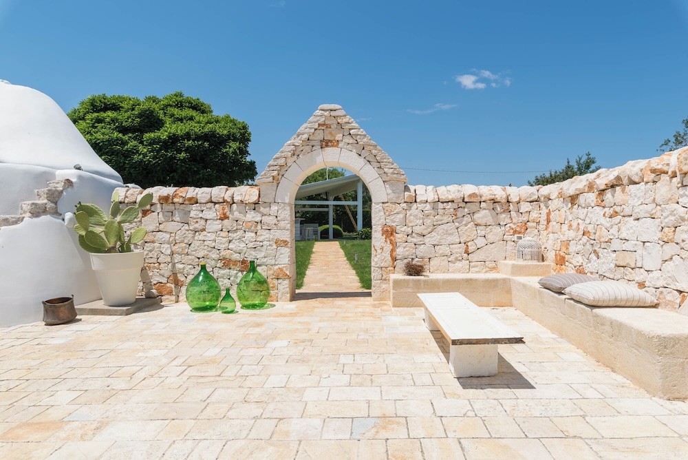 Trullo Letizia con piscina