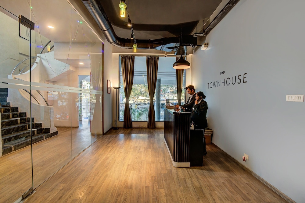 Townhouse Bombay Exhibition Centre Goregaon