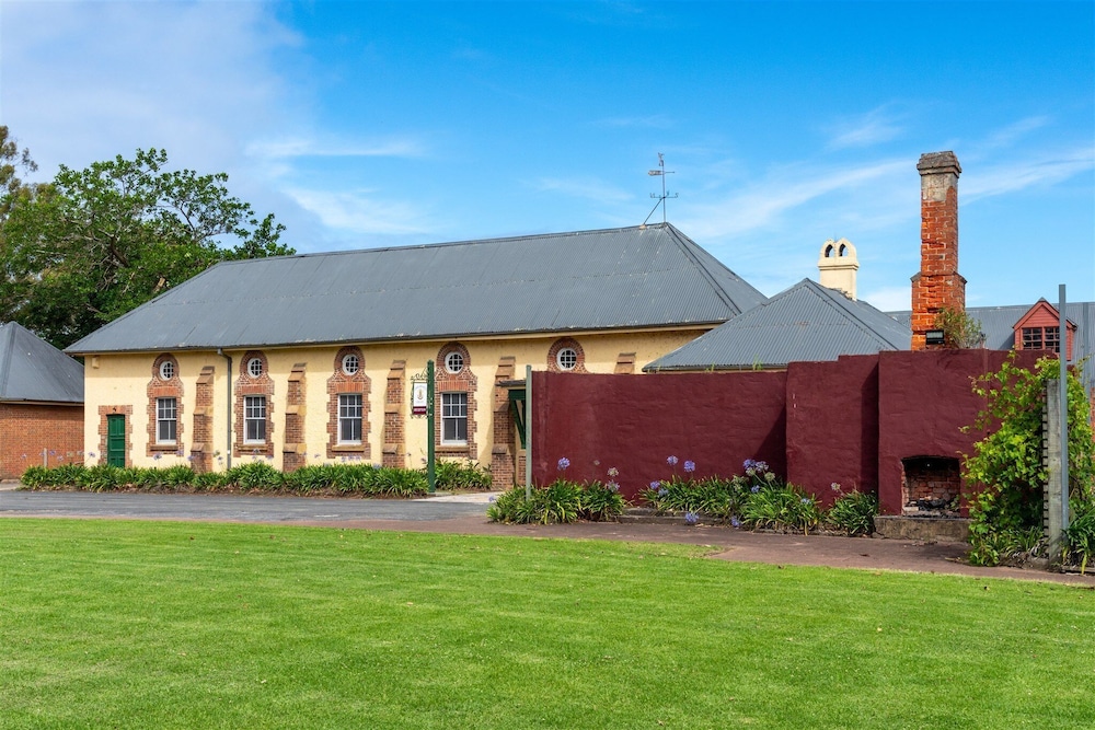 Coolangatta Estate