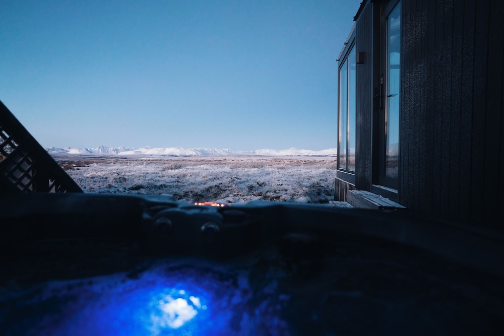 Tiny Glass Lodge