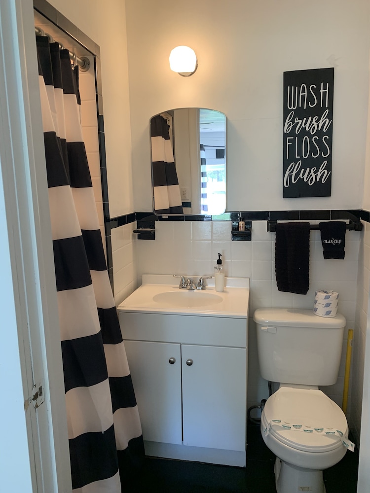 Grand Lake Resort - Property Image 3