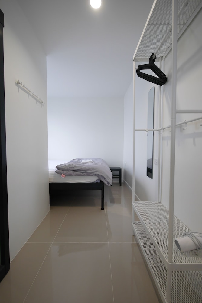 Lee Home Bangkok