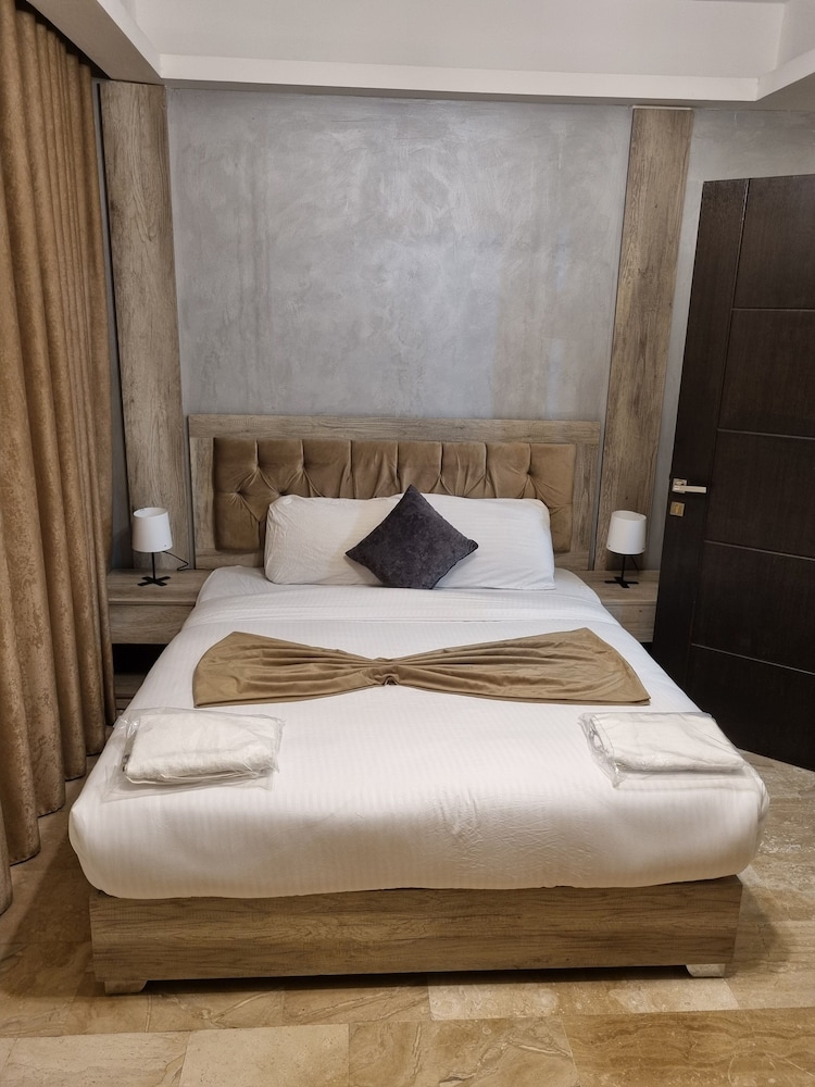 Unique 2bedroom at Abdoun 001