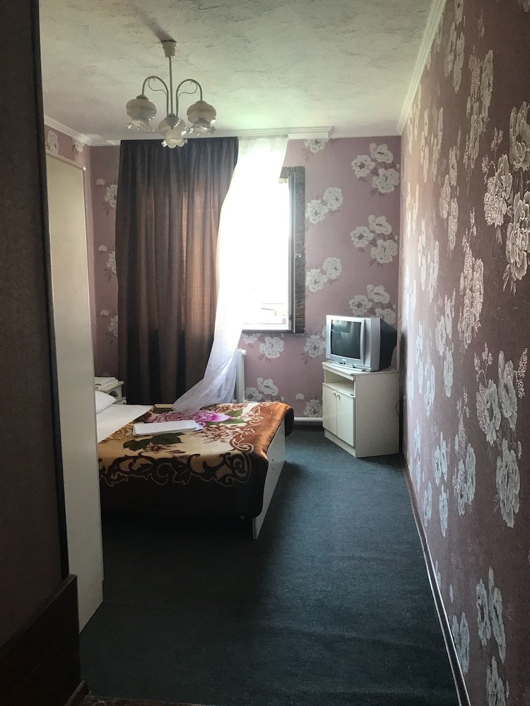 Elena Guest House