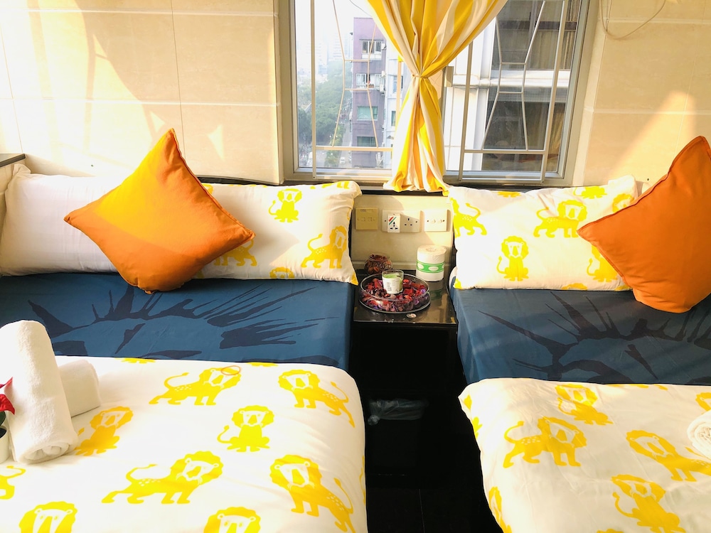Delta Lounge