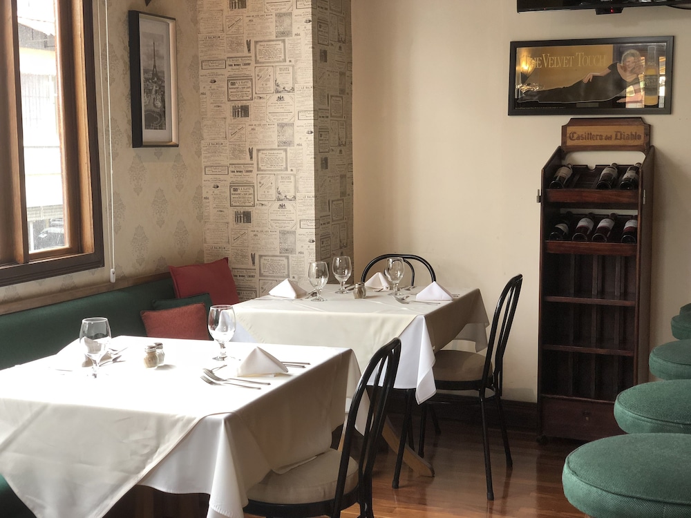 Hotel Fleur De Lys - Property Image 54