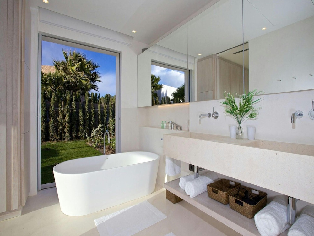 Holiday Home With Beautiful sea Views