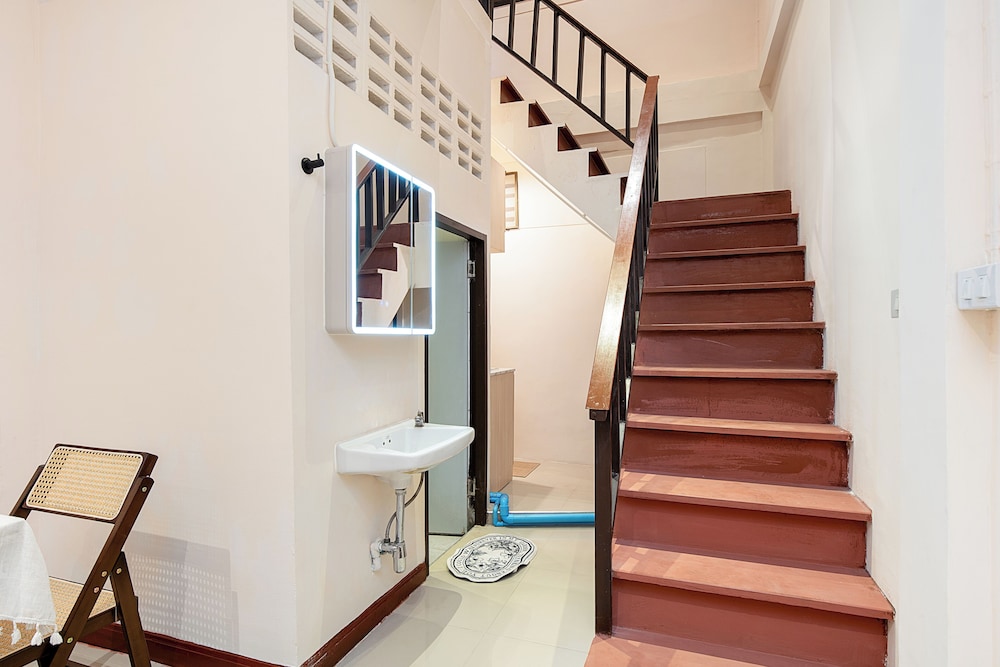 House in Khao San - OH Homes Samsen 12
