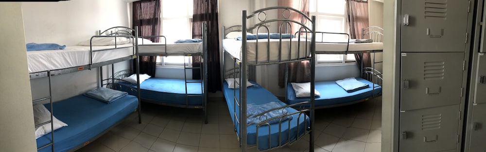Snooze Inn Dickson Road - Hostel