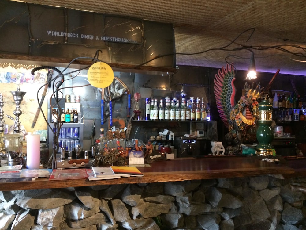WORLDTRECK DINER & GUESTHOUSE - Pise - Hostel