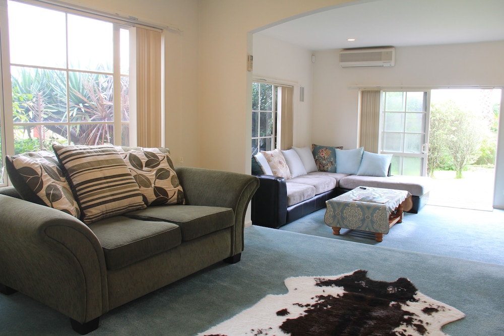 Shamrock Park Guest Home