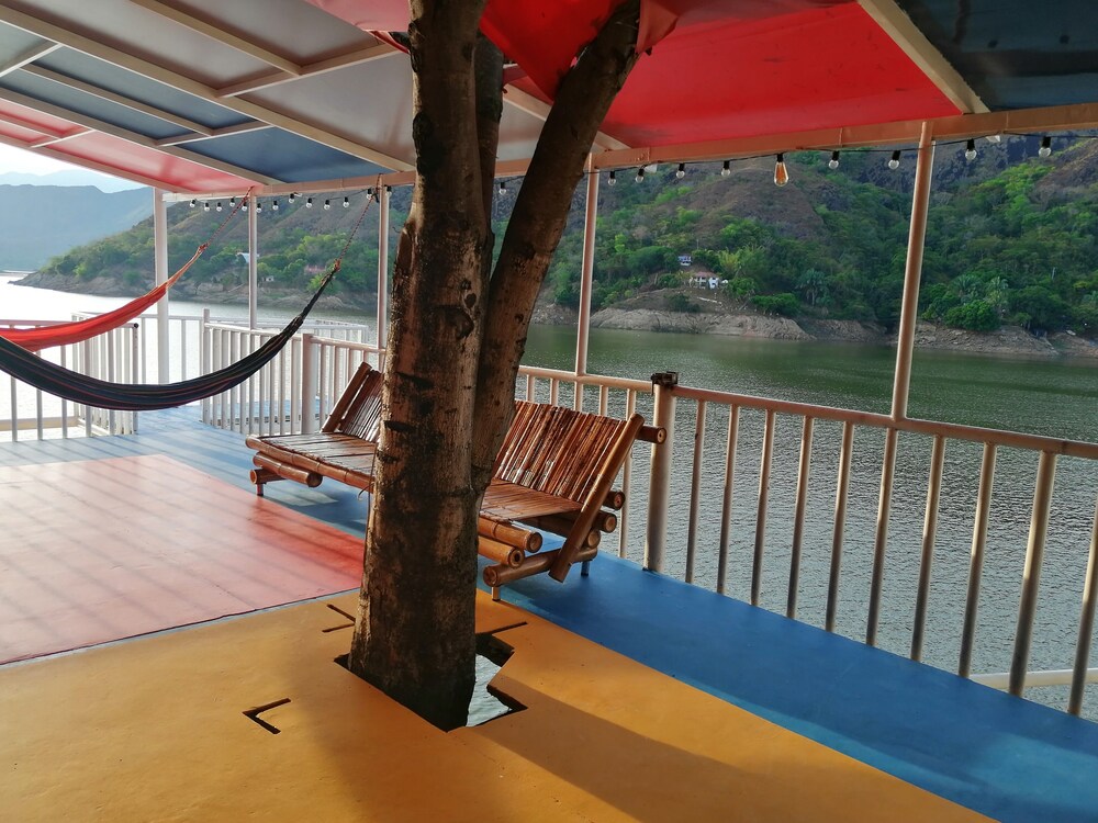 Photo 6