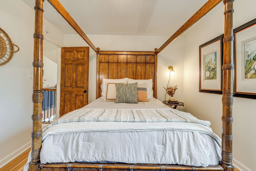 Private Beach Access & Hot Tub: Kitty Hawk Haven