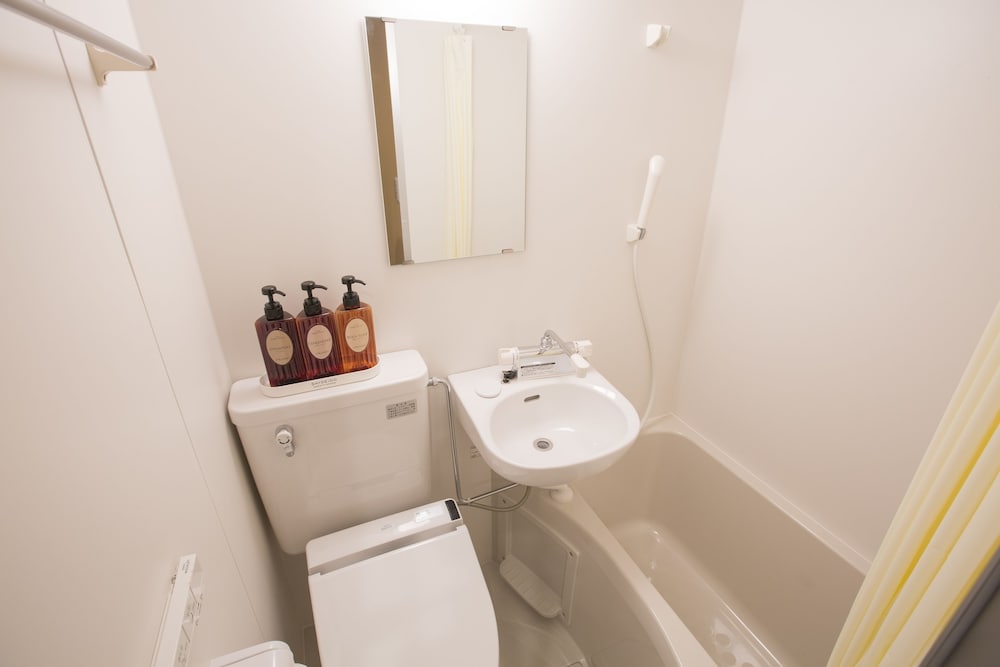 e-hostel Shinsaibashi