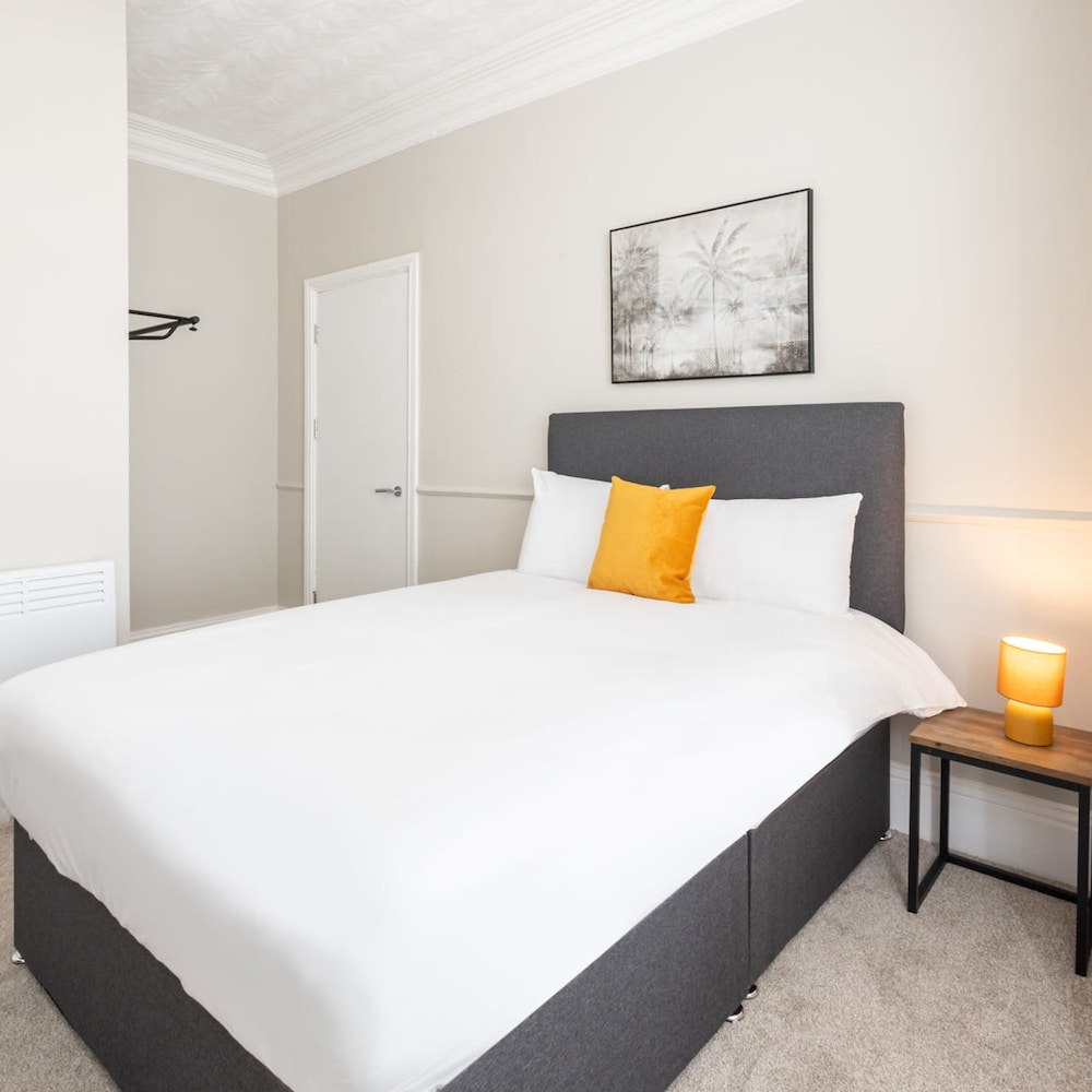 Host Stay Clifton Studio 1 view 2