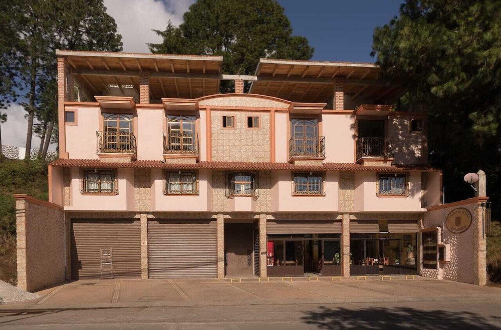 Hotel Terraza Mayab - Image 1