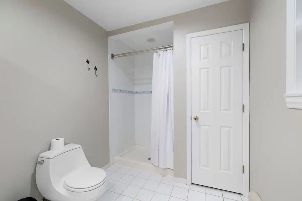 Cozy Winter Escape 1 Hr From NYC Trails Nearby
