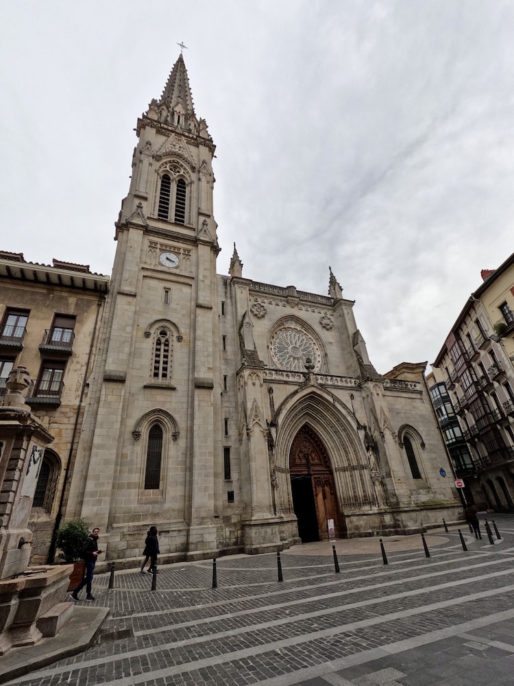 Casual Bilbao Gurea
