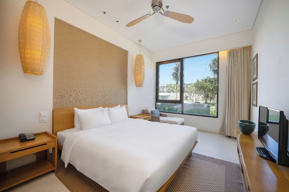 The Salt Collections Beachfront Resort Da Nang