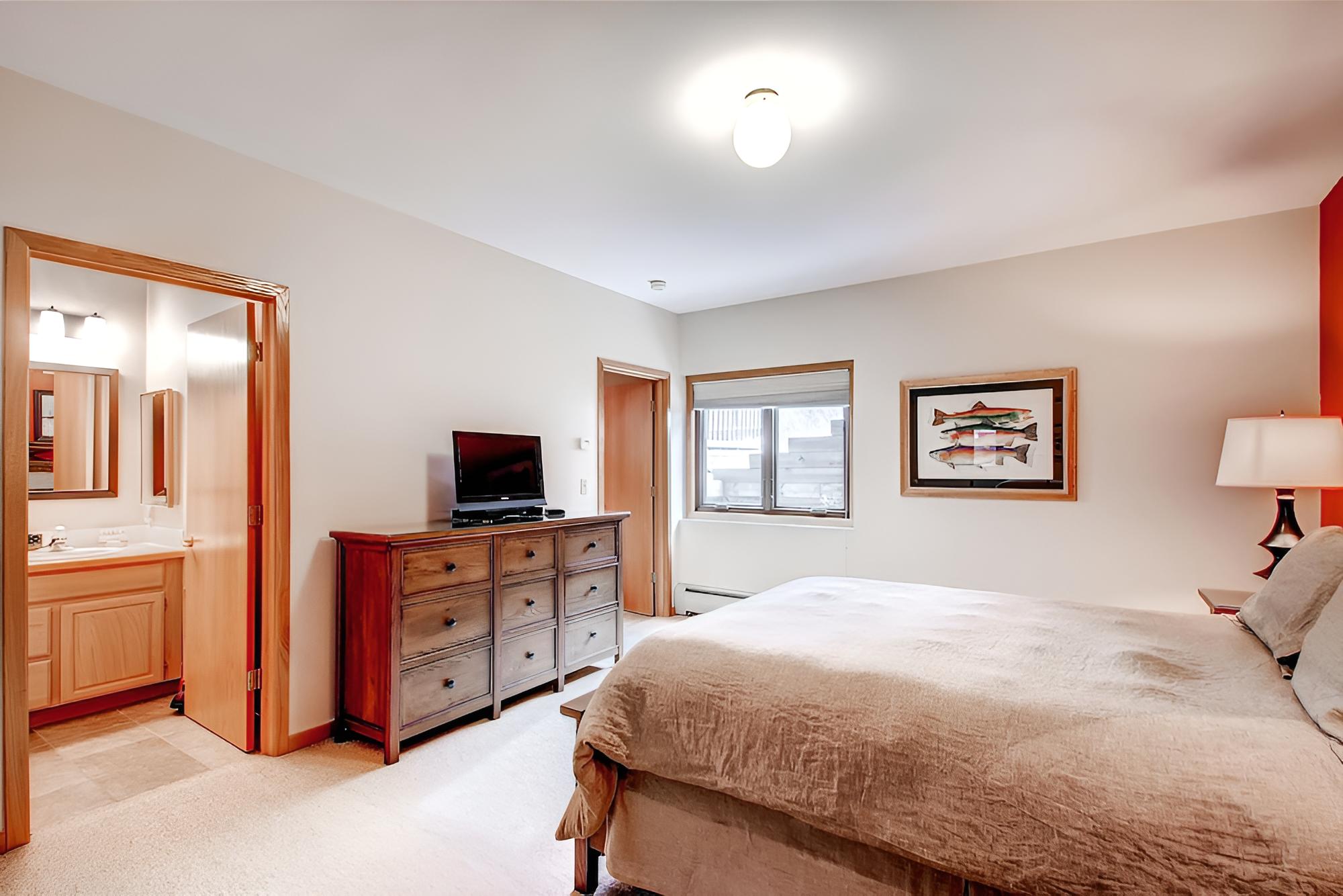 Mountaineer Townhomes M1 By Peak Property Management
