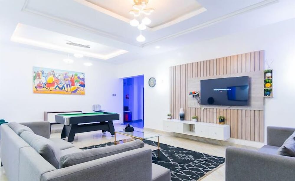 DE CALMA APARTMENTS