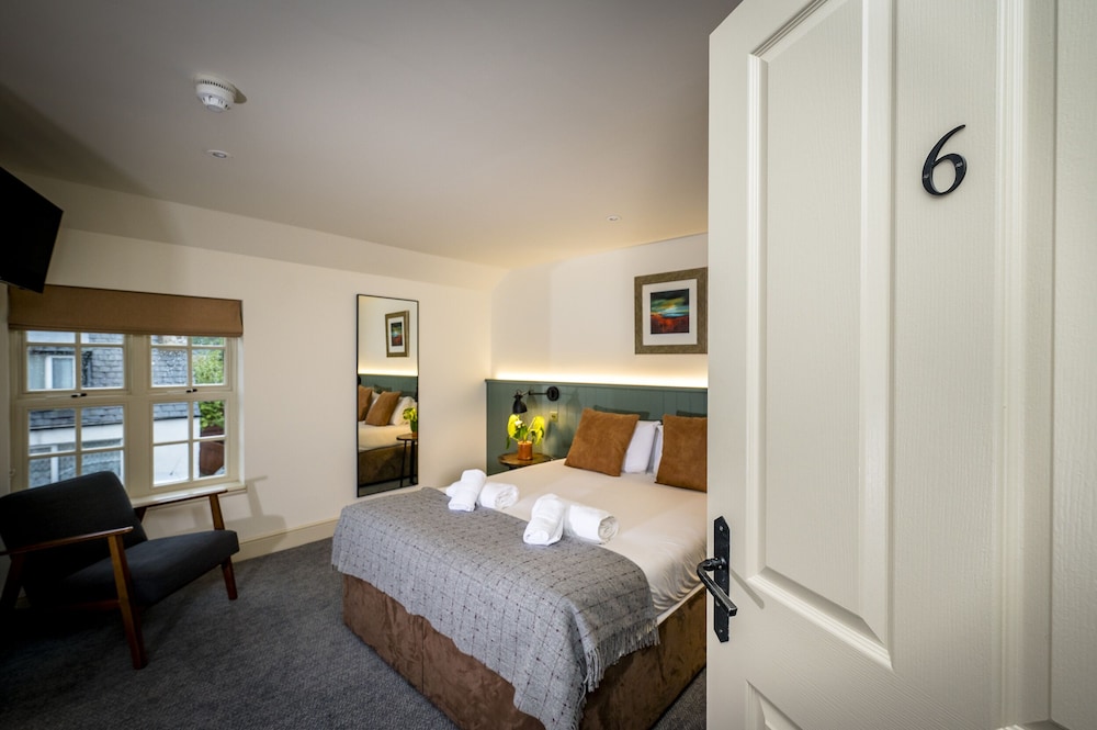 The Loch Ness Inn