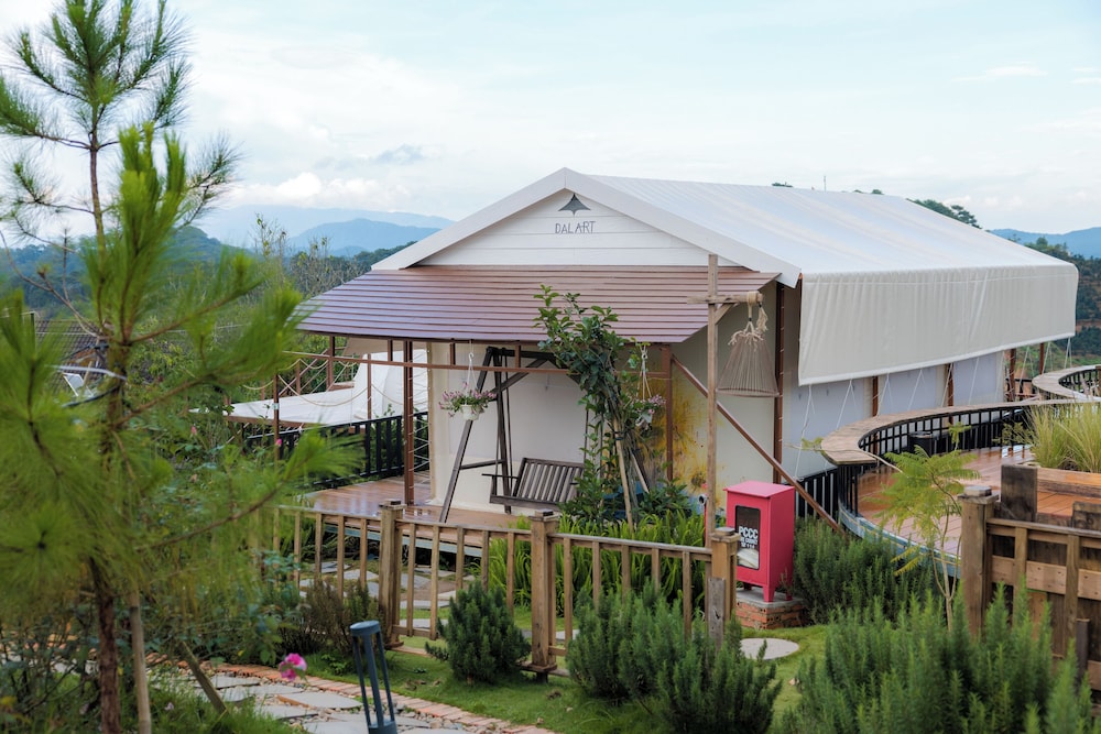 DaLart Glamping & Coffee