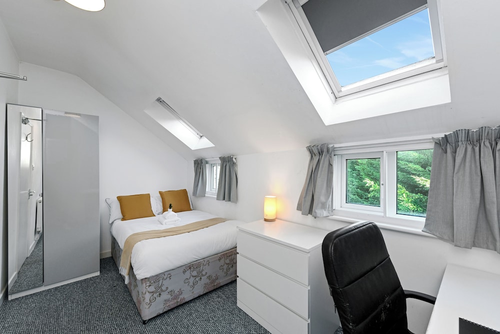 Montpellier Road 127