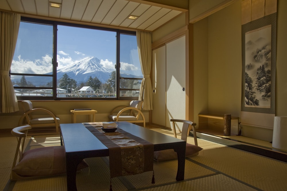 Ooike Hotel