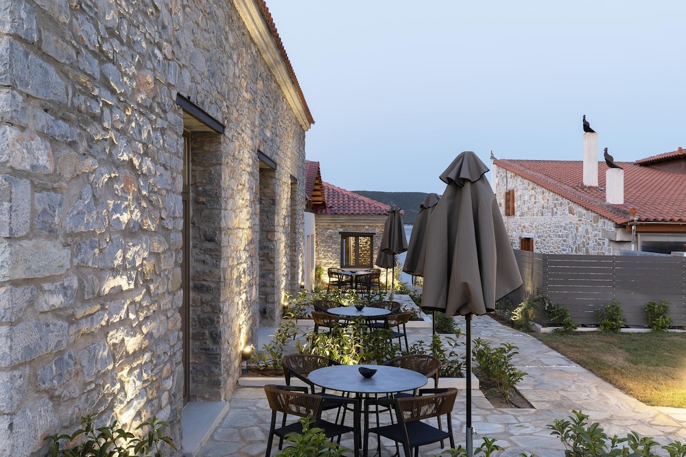 Lichnos Luxury Maisonette 1 view 3