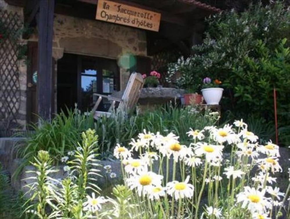 La Jacquerolle, bed and breakfast en La Chaise-Dieu