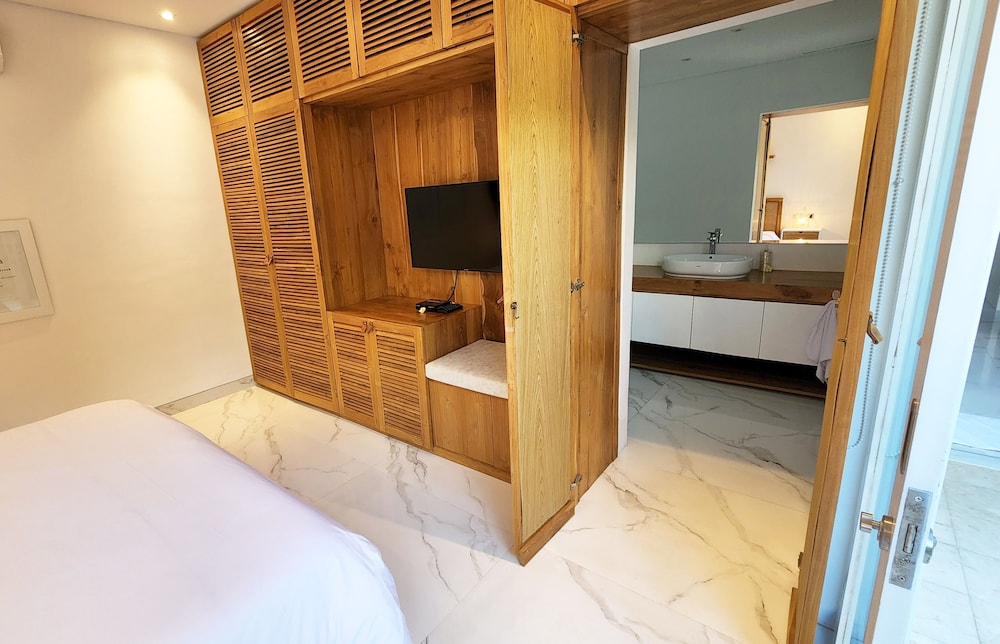 Sitara Villas Seminyak view 4