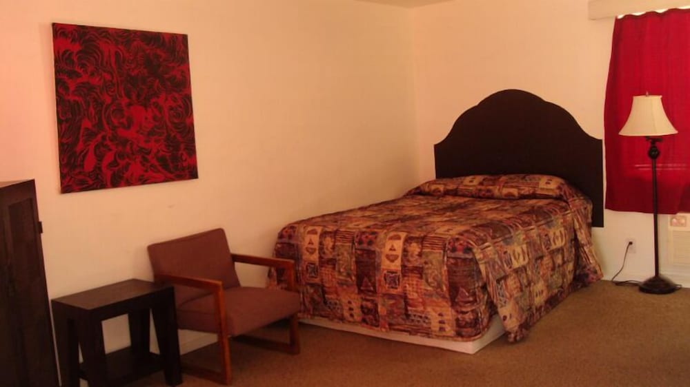 La Siesta Motel