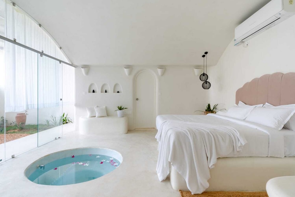 Nomads Resort - Destination Stays