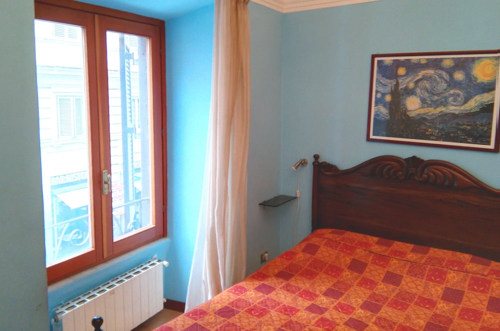B&B Basilica Square