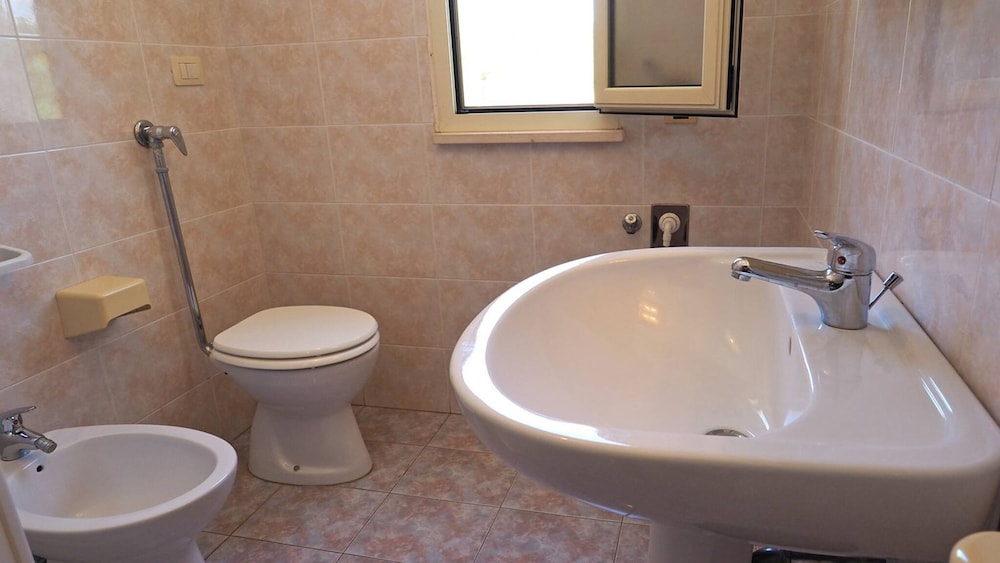 Villetta Torre Suda 1 - 6 Beds Just a few Meters From the sea