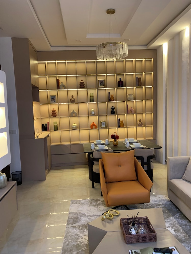 Spacious 2-bedroom apartment
