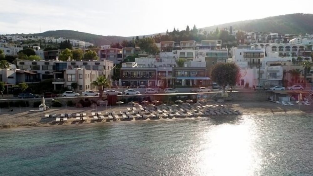 Akkan Beach Hotel - Image 63