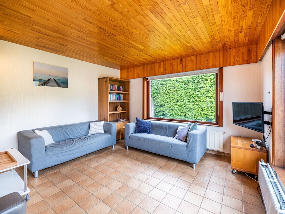 Villa in St-idesbald Near Sea Beach