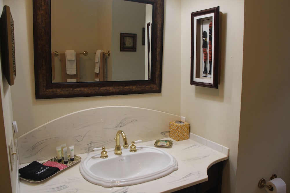 Apple Crest Inn