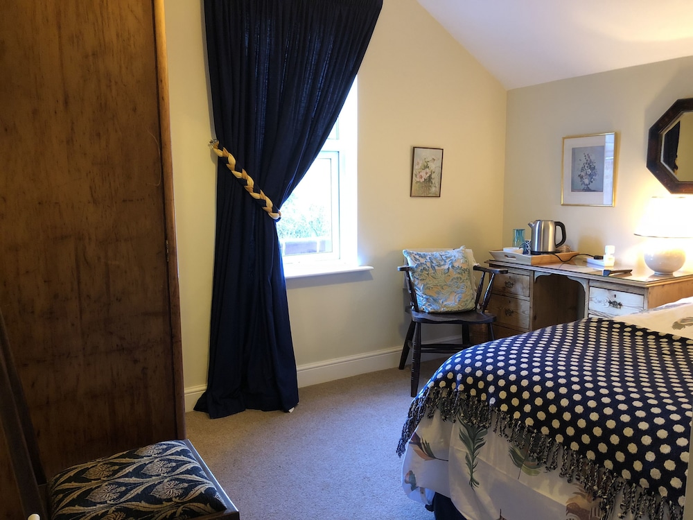 Ivy House B&B view 3