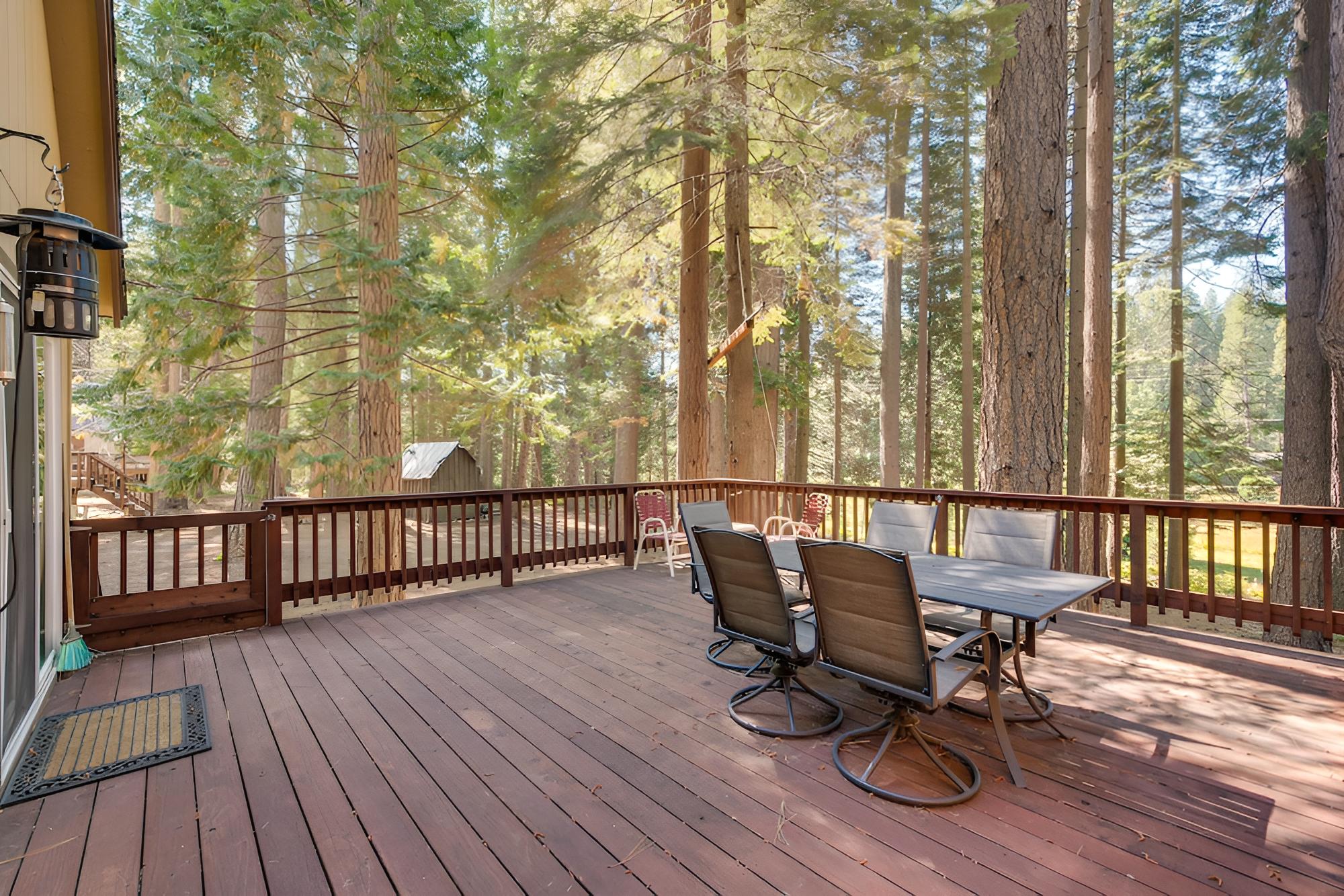 Arnold Cabin w/ Game Room 6 Mi to White Pines Lake view 4