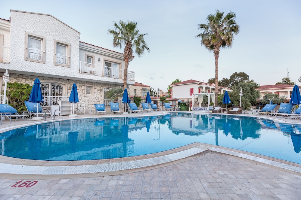 Alaroof Otel - Image 8