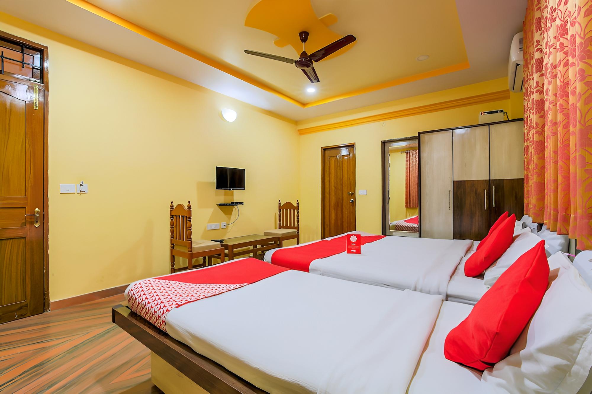 Meera Motels & Residency