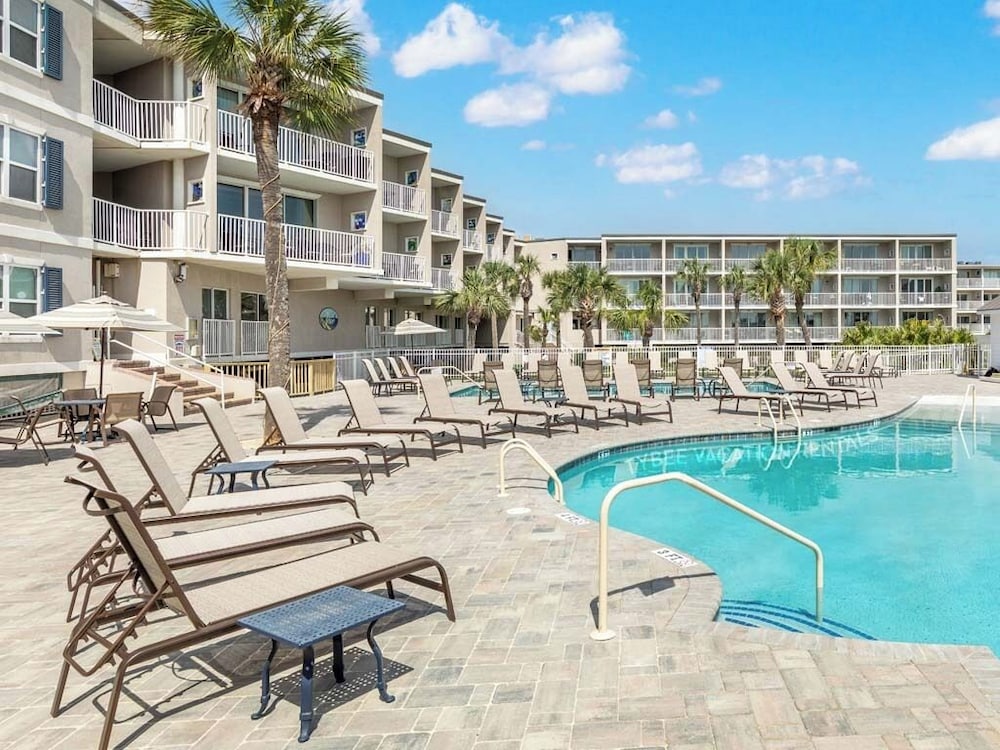 The Gardens 703 by Tybee Vacation Rentals