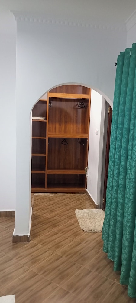 Lux Suites Siyoi Gardens Kitale