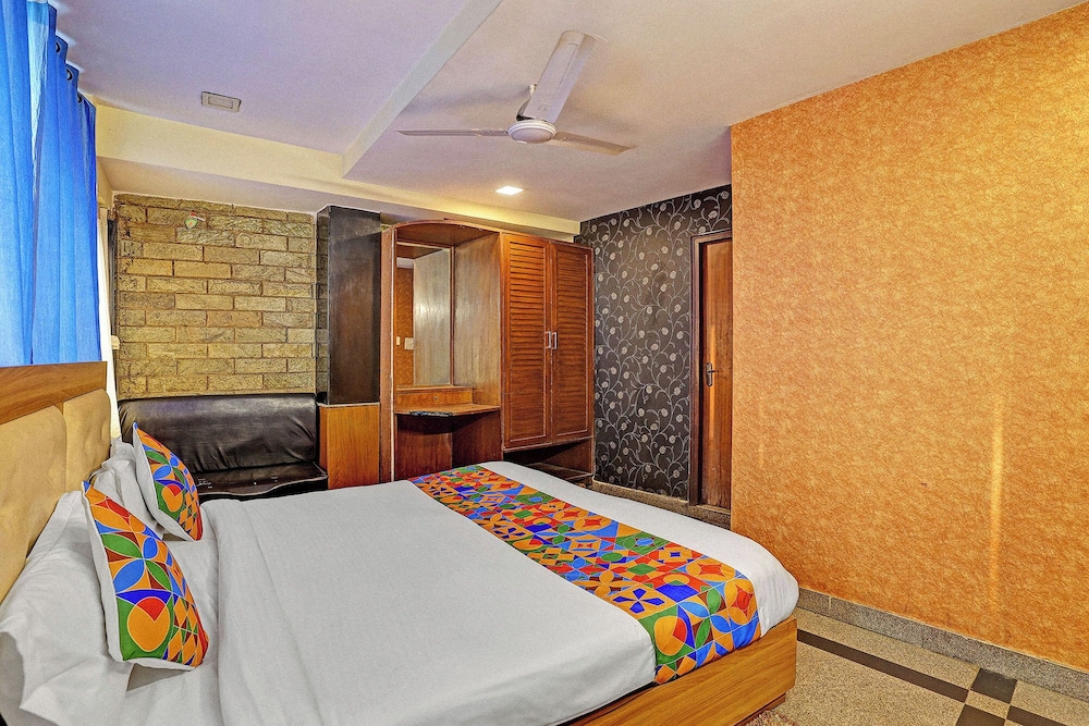 Fabhotel Silver Inn Residency
